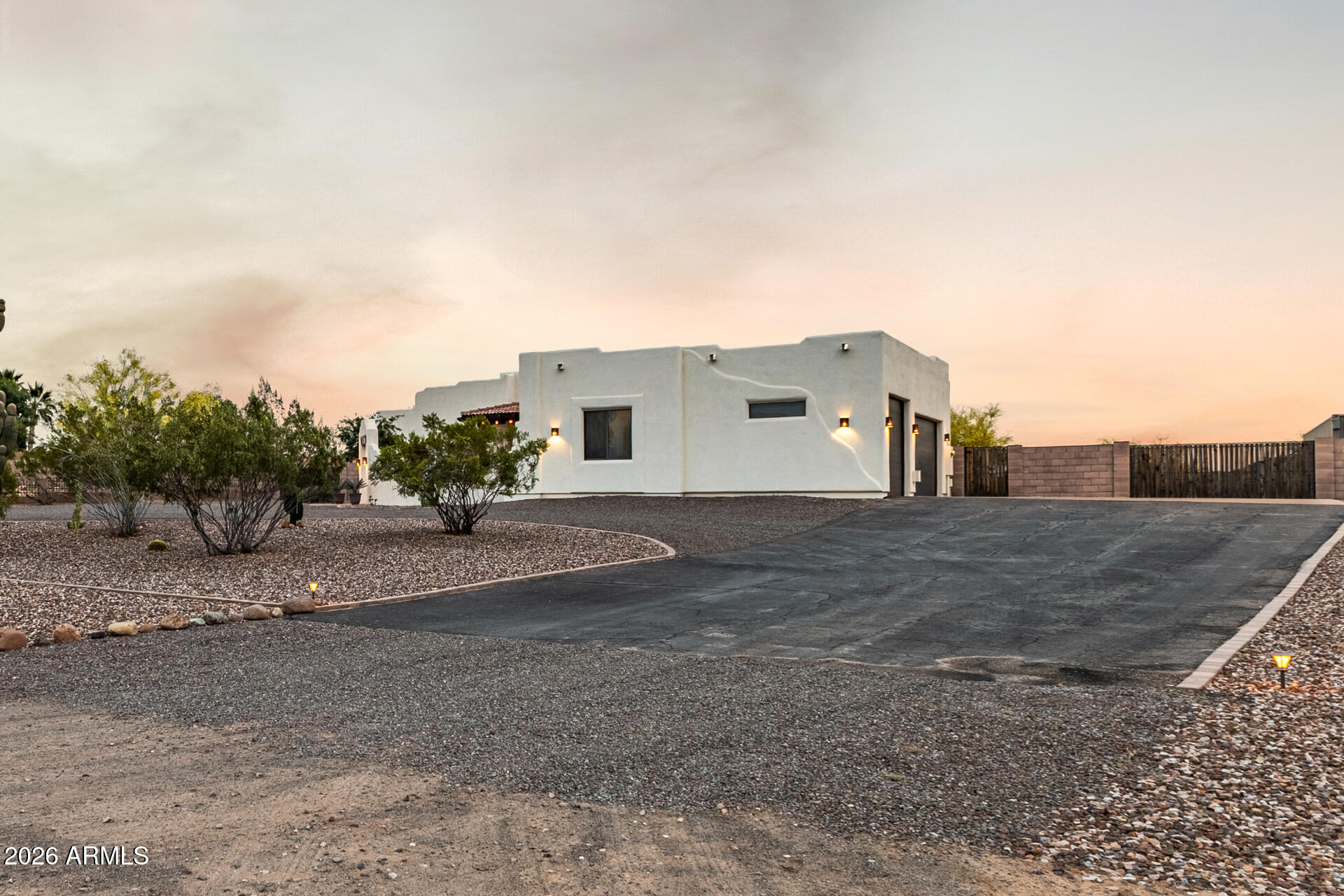 3411 W PINNACLE VISTA Drive