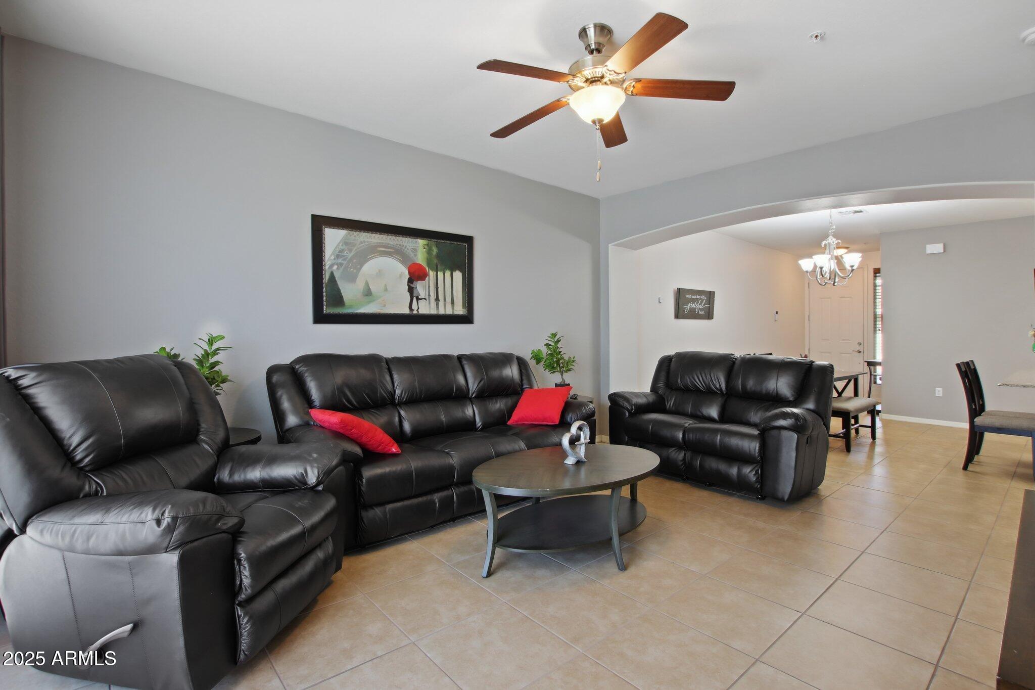 7726 E BASELINE Road 123