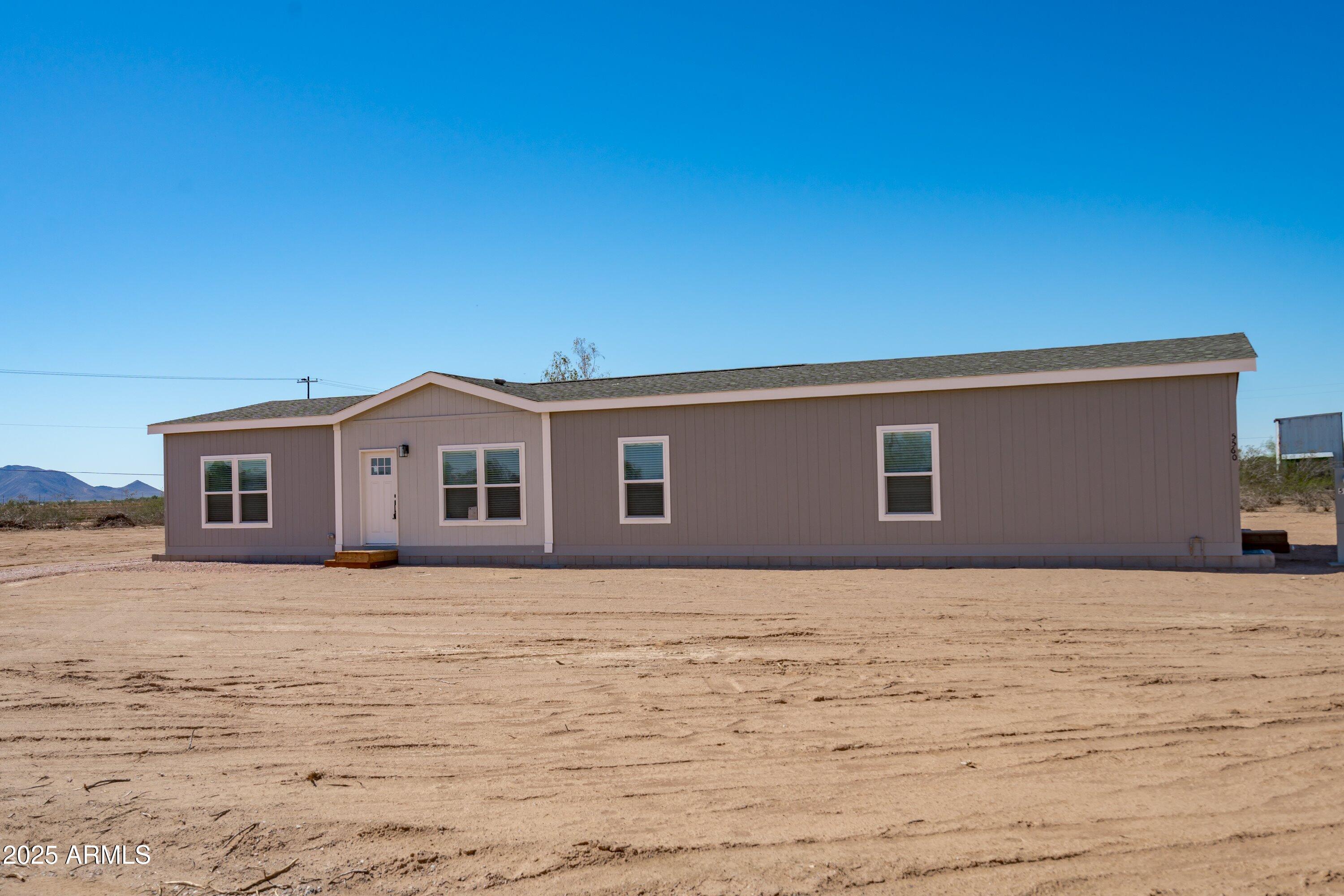 5560 N 383rd Lane