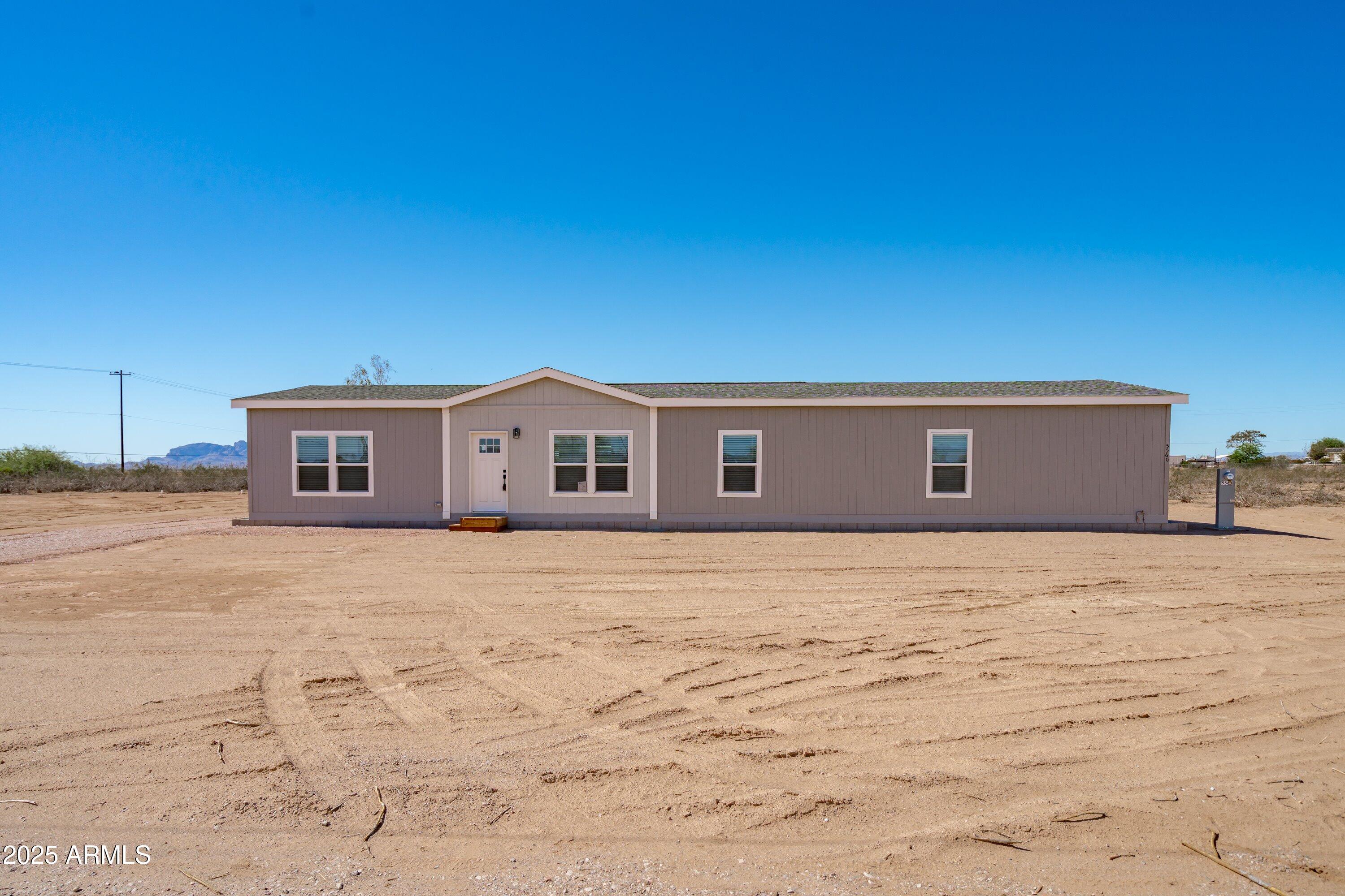 5560 N 383rd Lane