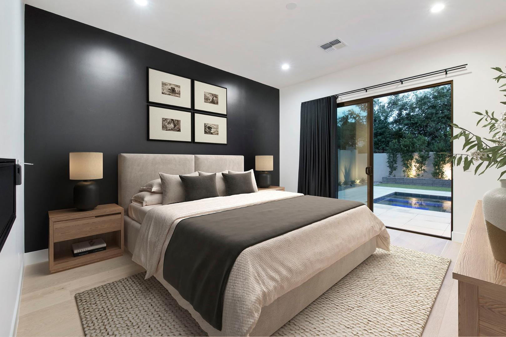 3035 E Coolidge Street