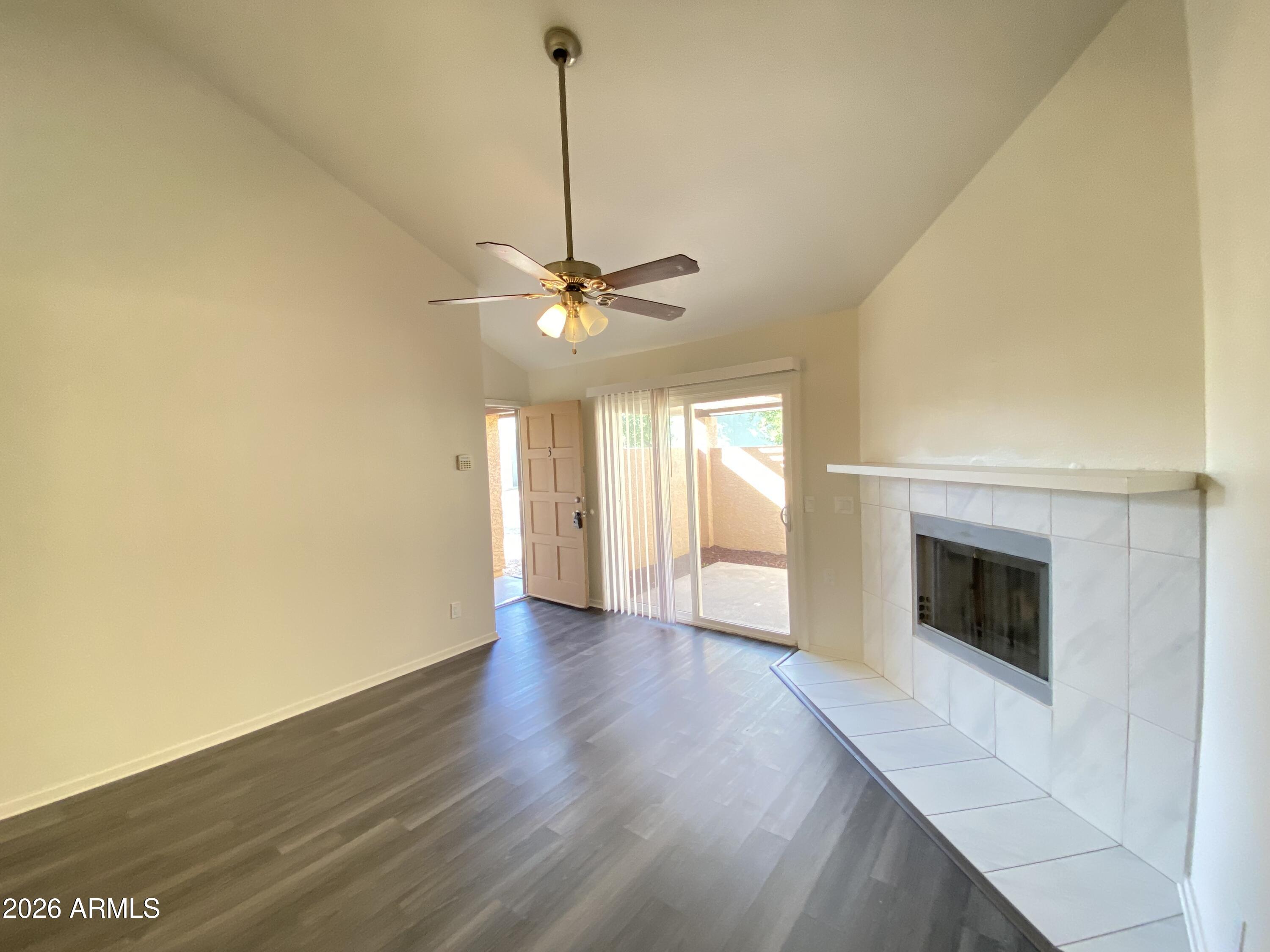 2122 E KIRKLAND Lane 3