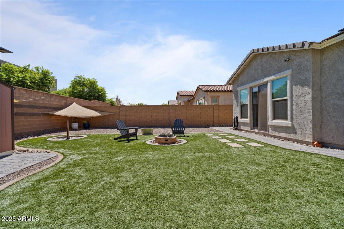 13781 W BLOSSOM Way