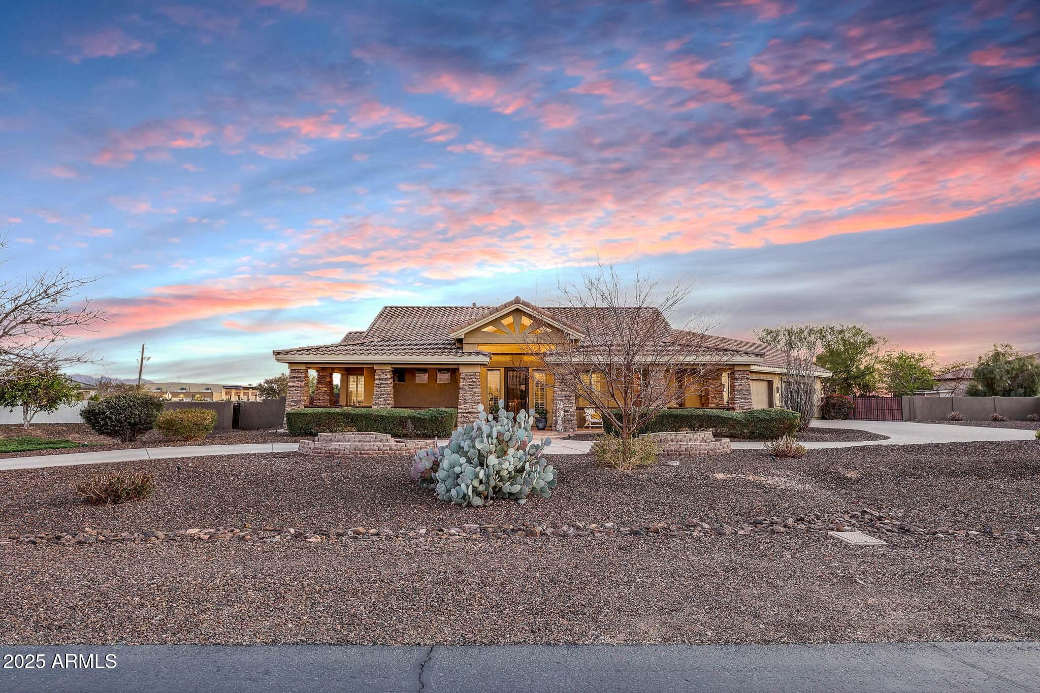 18919 W VERDE Lane