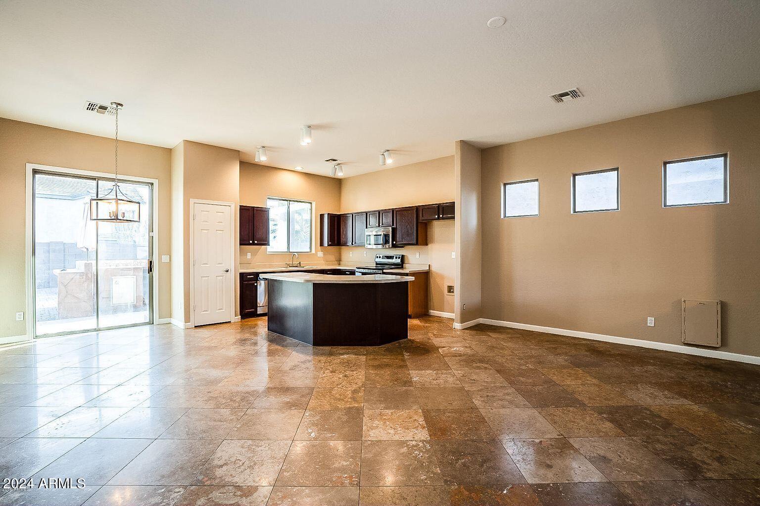 13419 W CITRUS Court