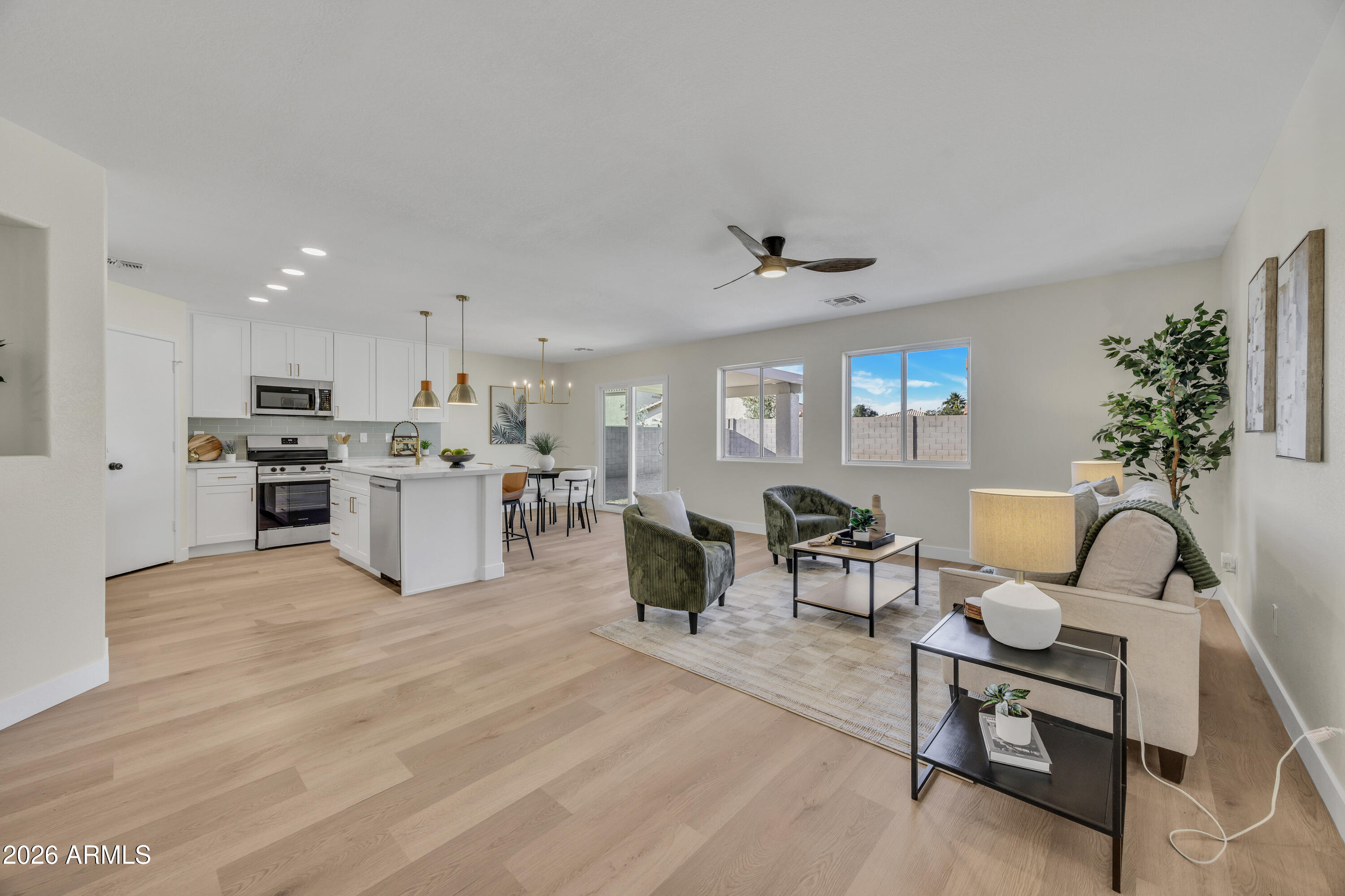 7368 W SOLANO Drive S