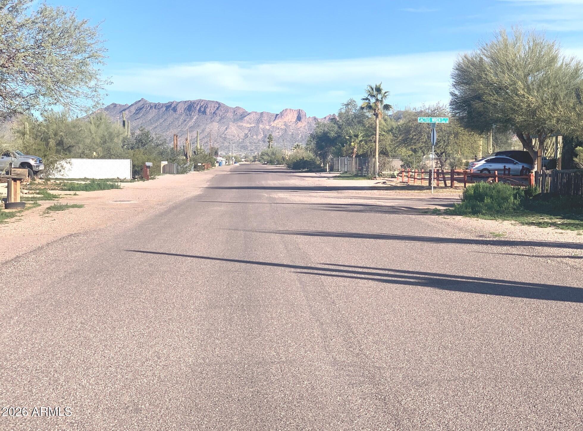 APACHE JUNCTION ACRES - Residential