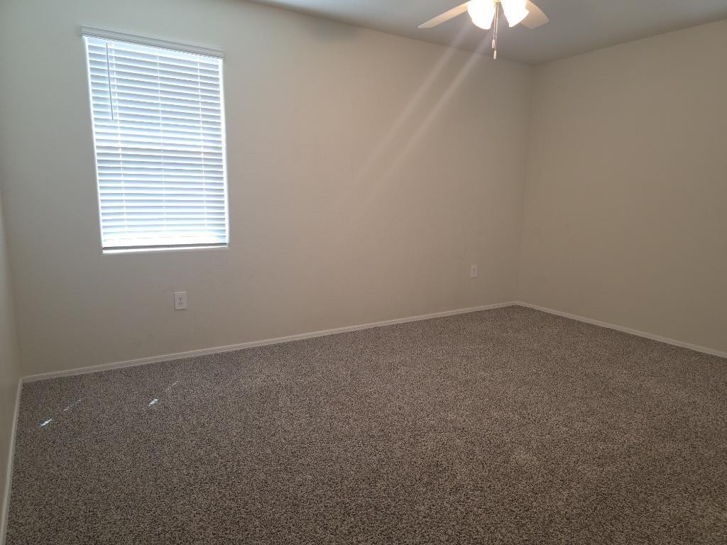 18589 W Smoketree Drive