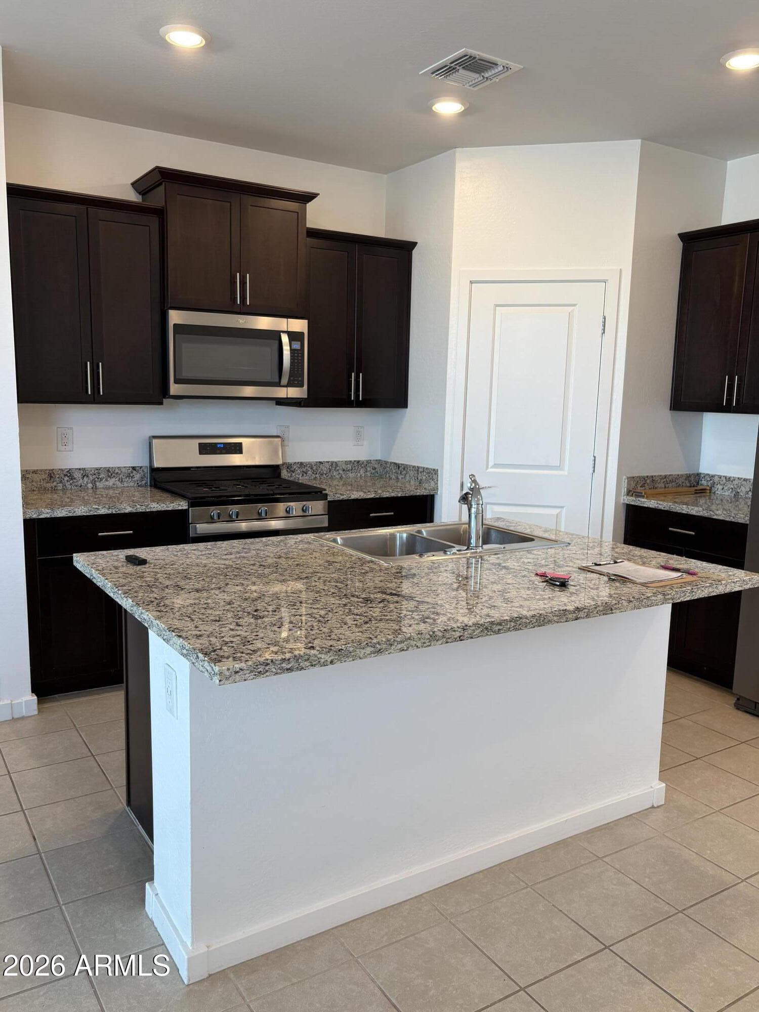 3570 E APPALOOSA Drive