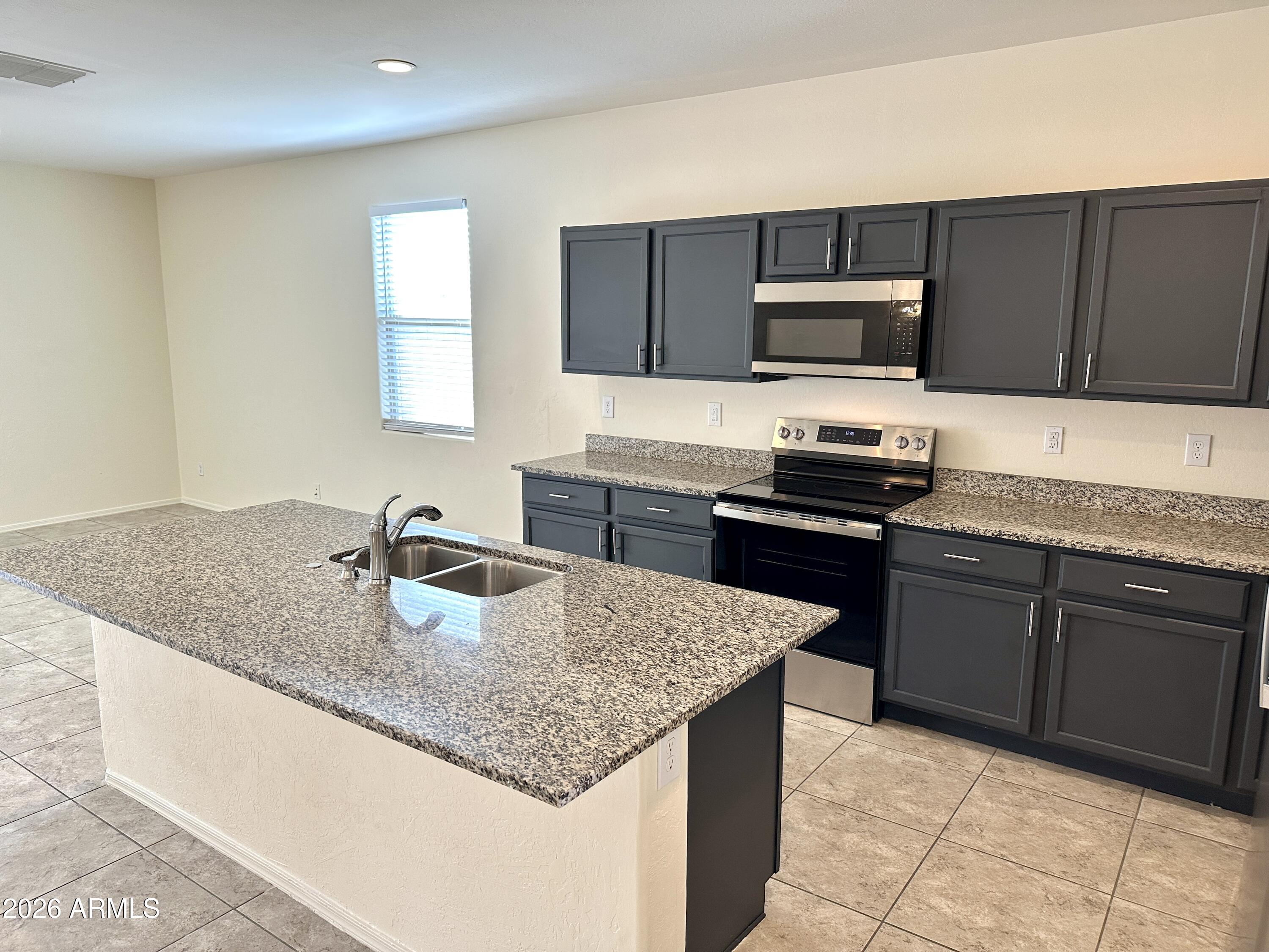 2421 E SAN BORJA Trail