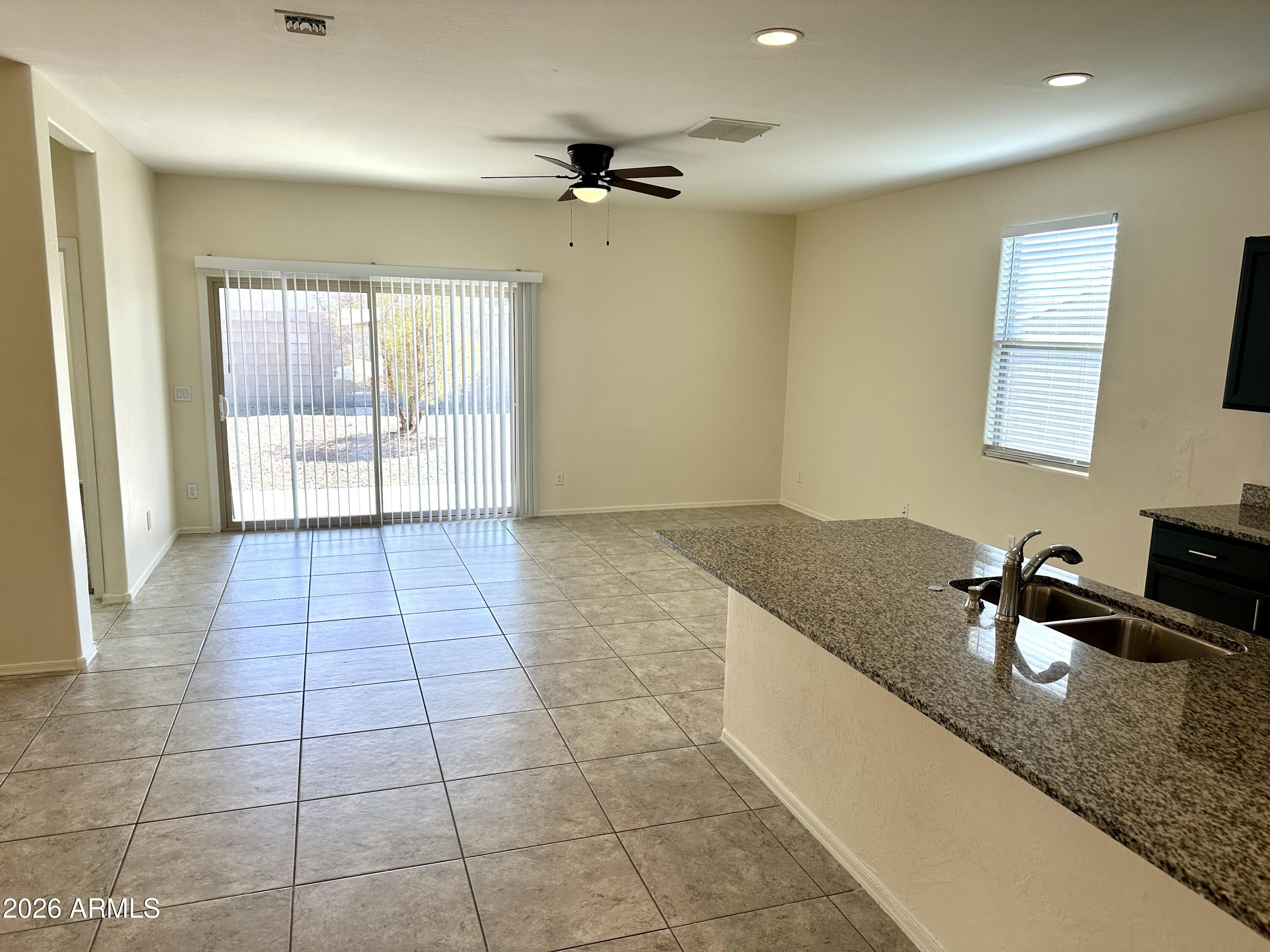 2421 E SAN BORJA Trail