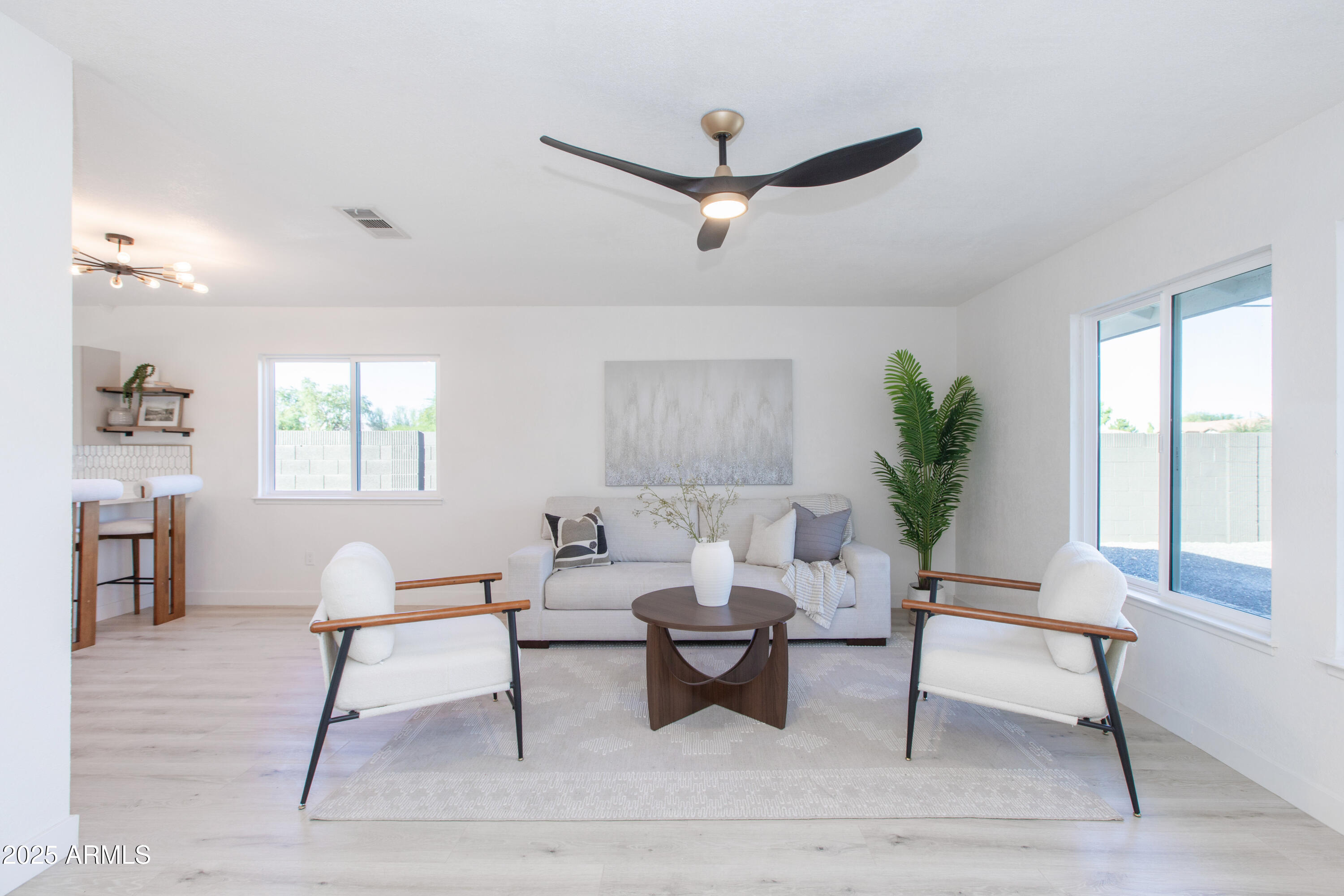 2937 E GARNET Circle