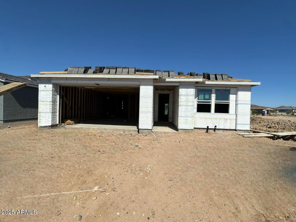 Photo of 7586 W Avenida Del Rey, Peoria, AZ 85383 (MLS # 6921177)