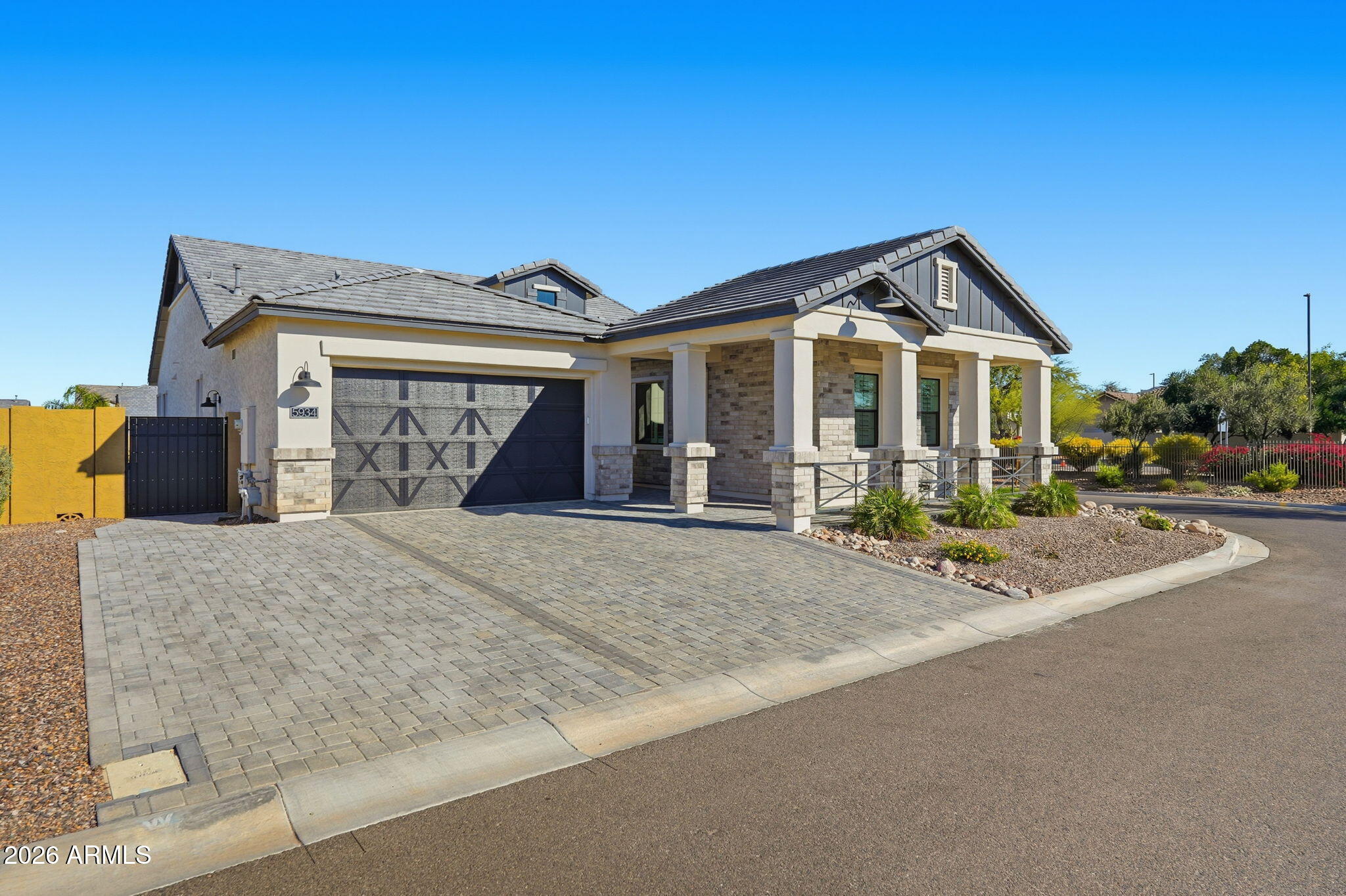 5934 E REDMONT Drive