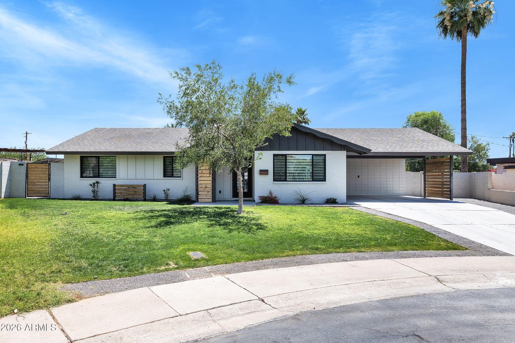 Photo of 1427 N Mcallister Avenue, Tempe, AZ 85288 (MLS # 7029473)
