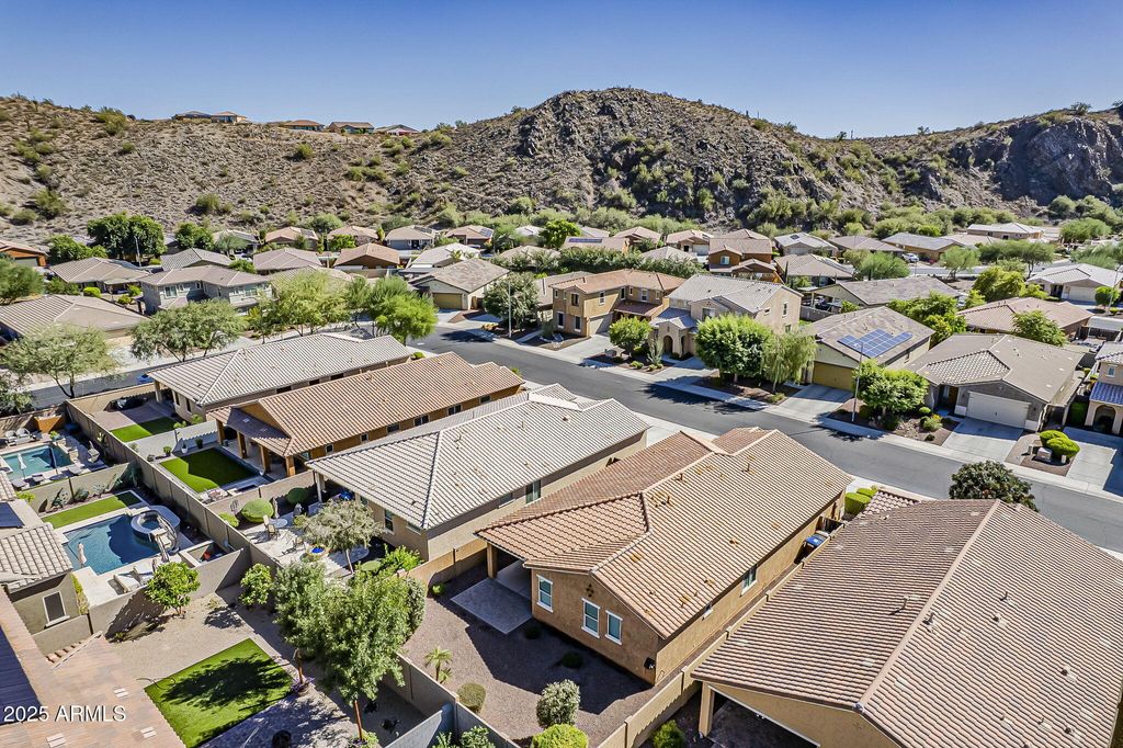 Photo of 10338 W Rosewood Lane, Peoria, AZ 85383 (MLS # 6927716)