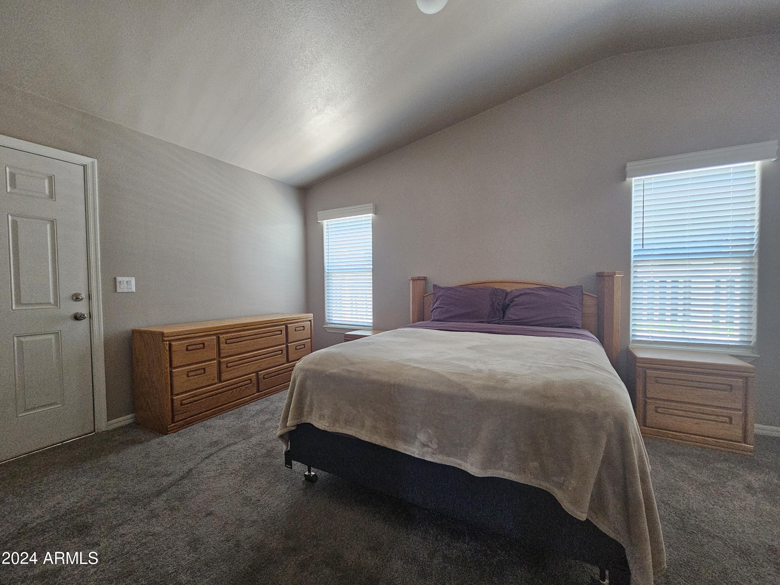 650 N Hawes Road 3404