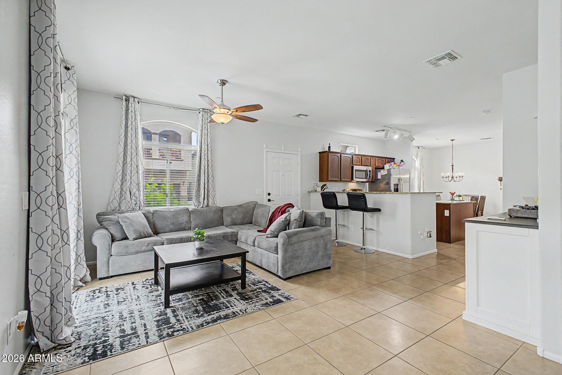 2725 E MINE CREEK Road 1187