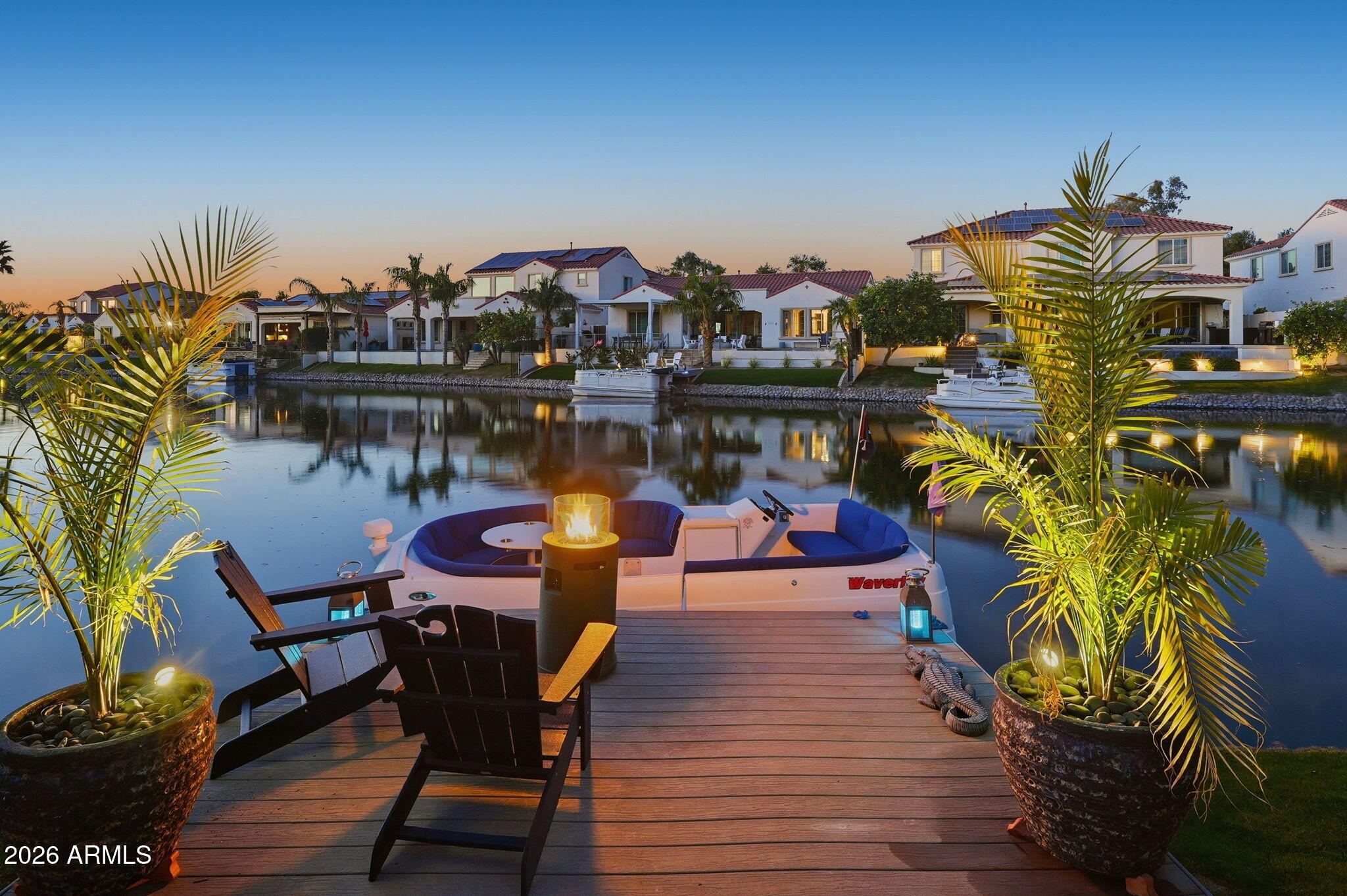 2318 W SUNRISE Place