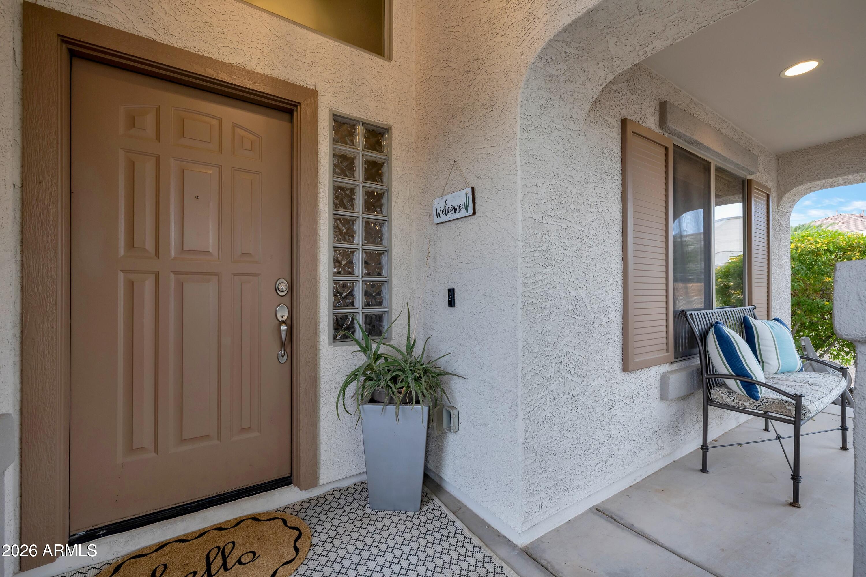 2716 E QUIET HOLLOW Lane