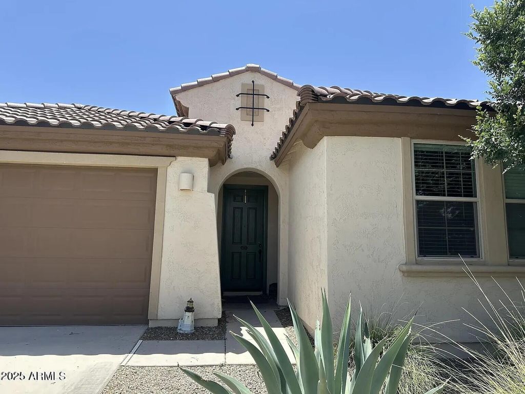 Photo of 25931 W Deer Valley Road, Buckeye, AZ 85396 (MLS # 6920497)