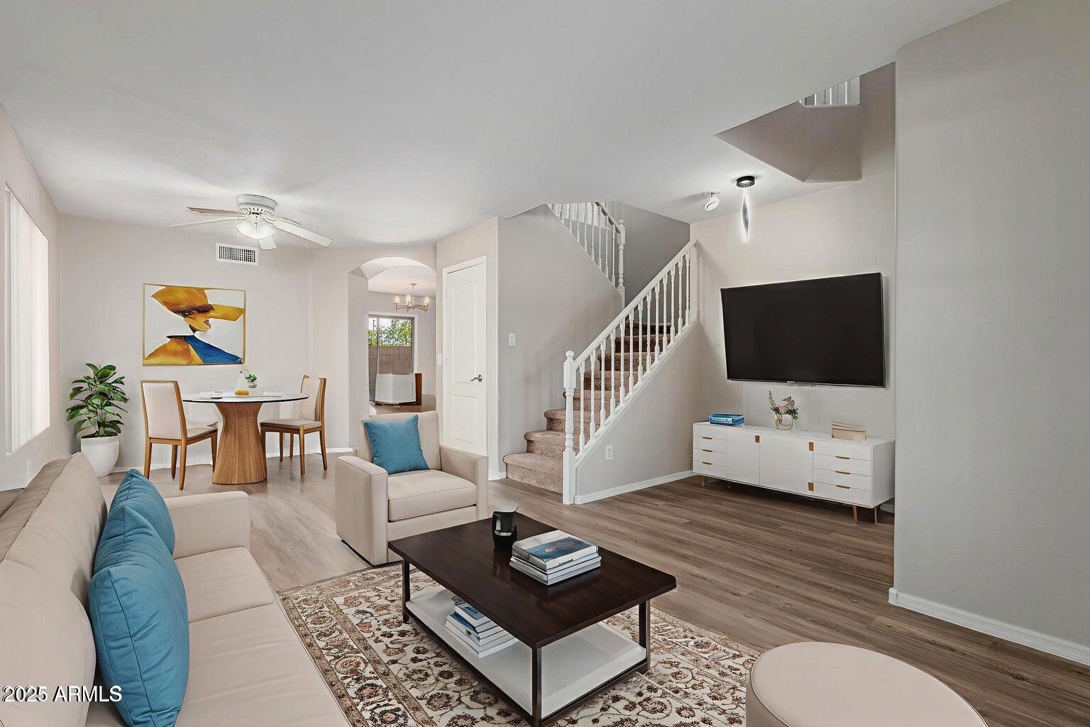 1865 E CARLA VISTA Drive