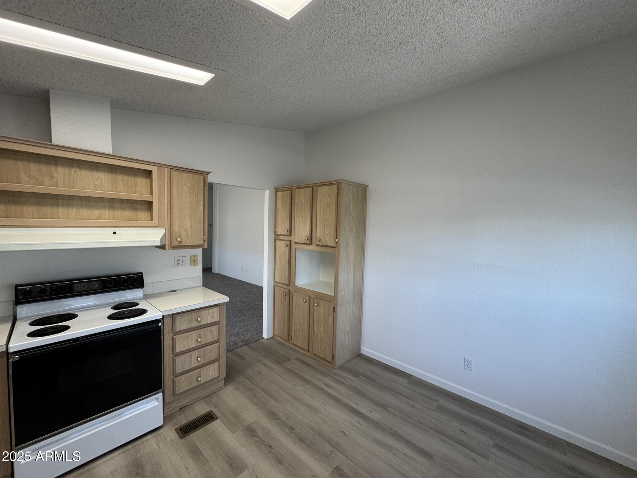 2609 W SOUTHERN Avenue 406