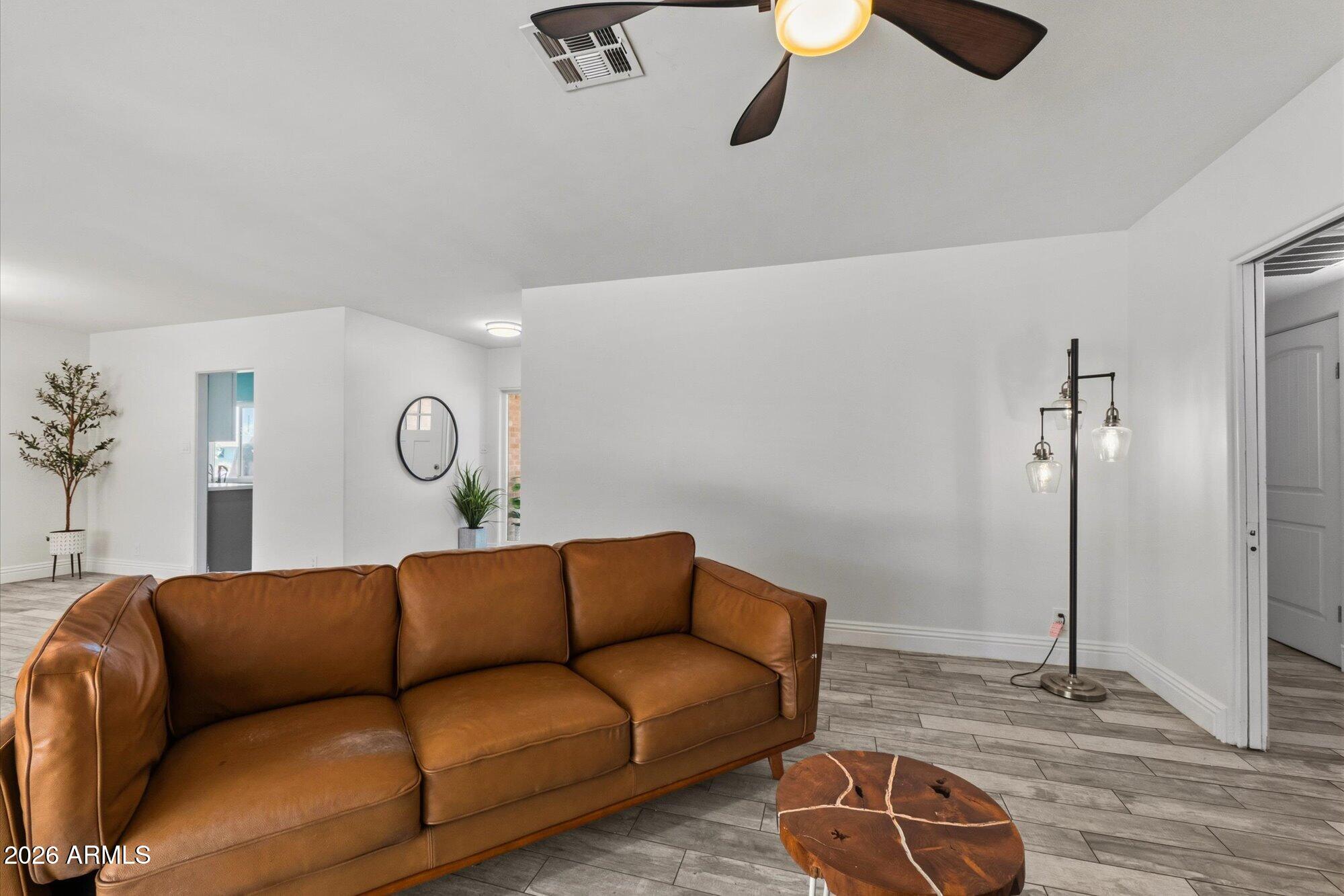 614 N MACDONALD --