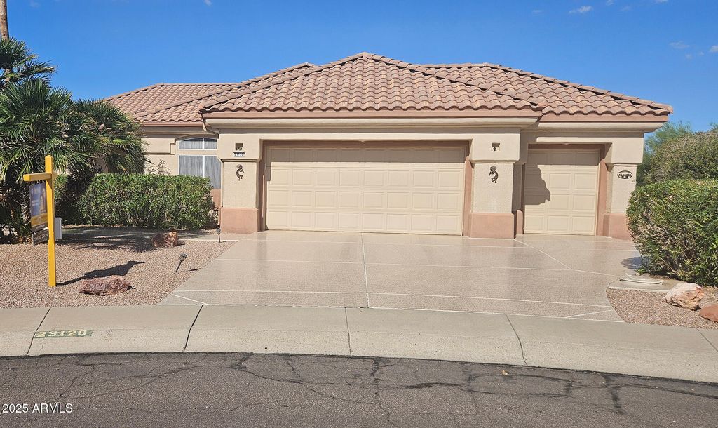 Photo of 23120 N Drifter Way, Sun City West, AZ 85375 (MLS # 6925694)