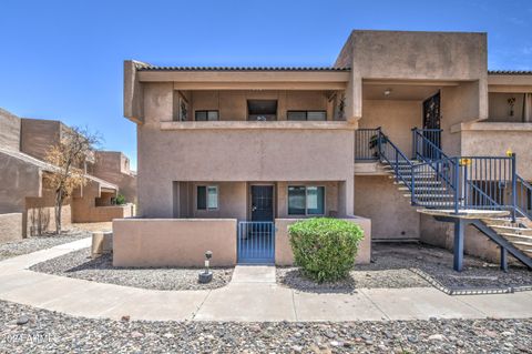 Condominium in Phoenix AZ 10828 BILTMORE Drive 1.jpg