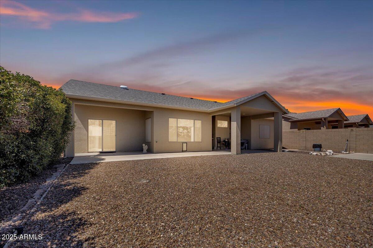 5839 N Gallery Lane