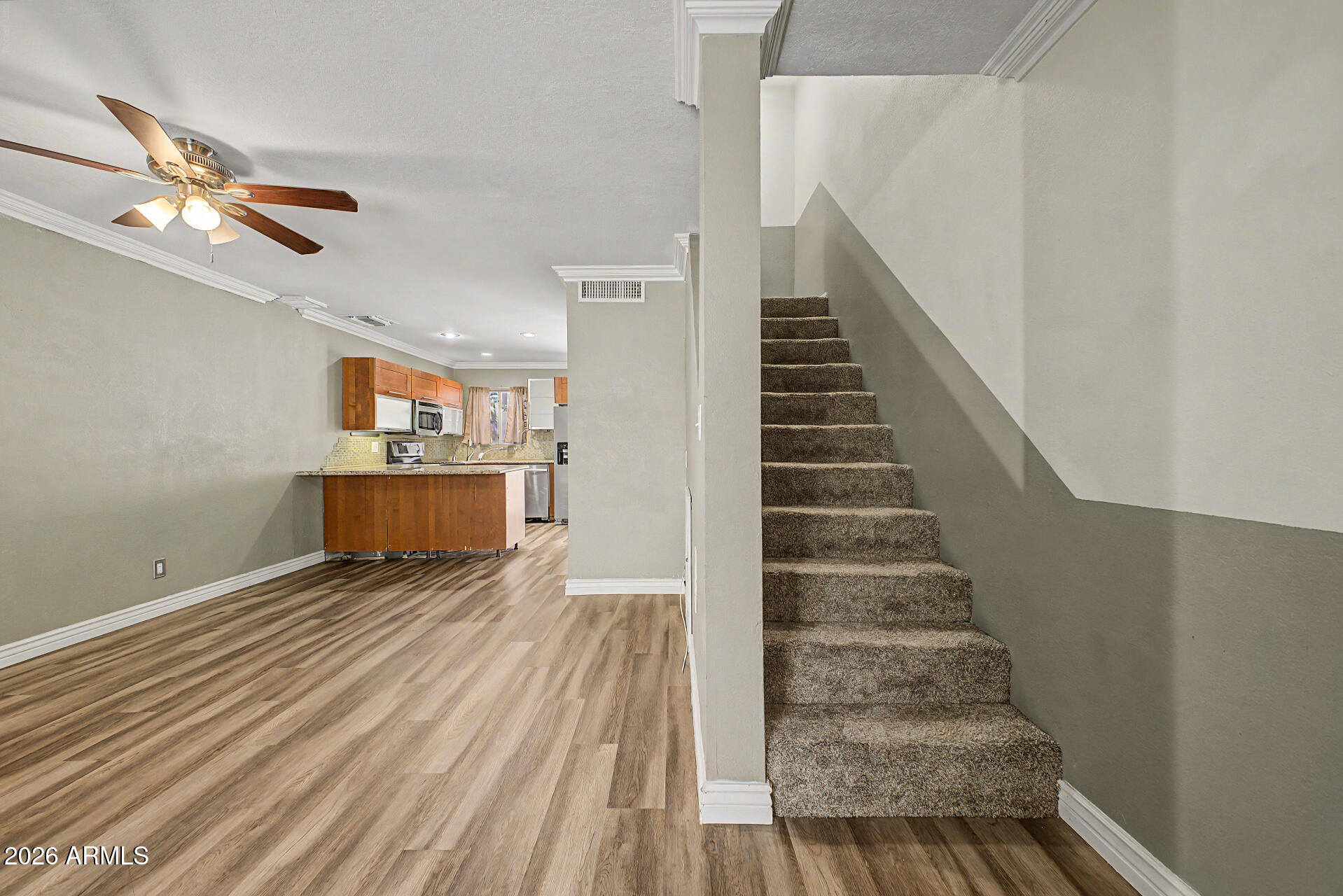1055 W 5TH Street 13