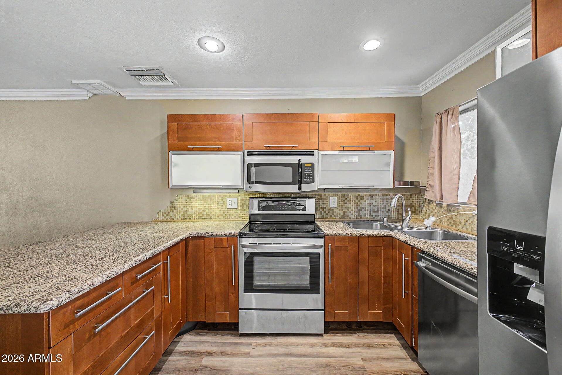 1055 W 5TH Street 13