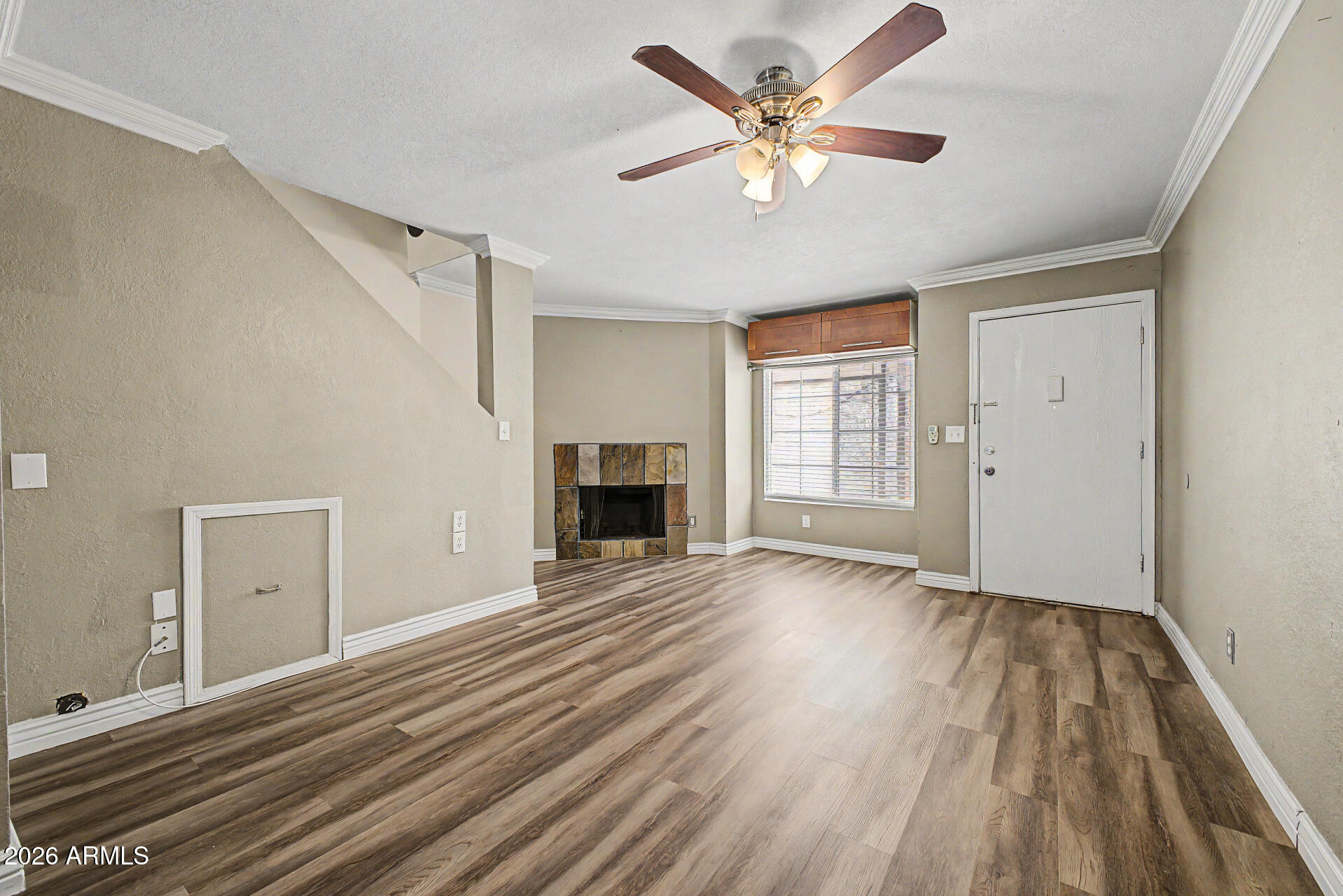 1055 W 5TH Street 13