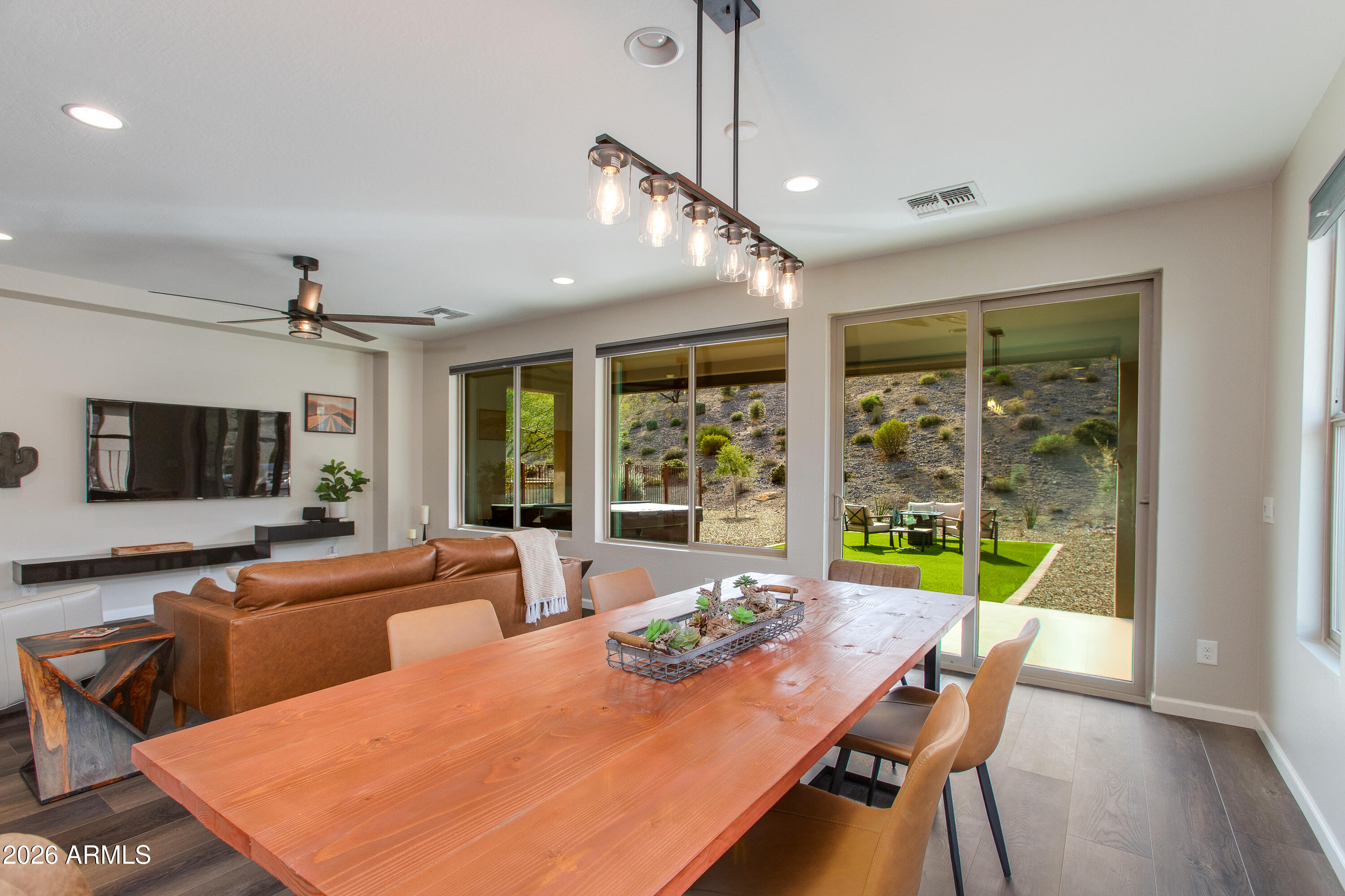 3289 MAVERICK Drive