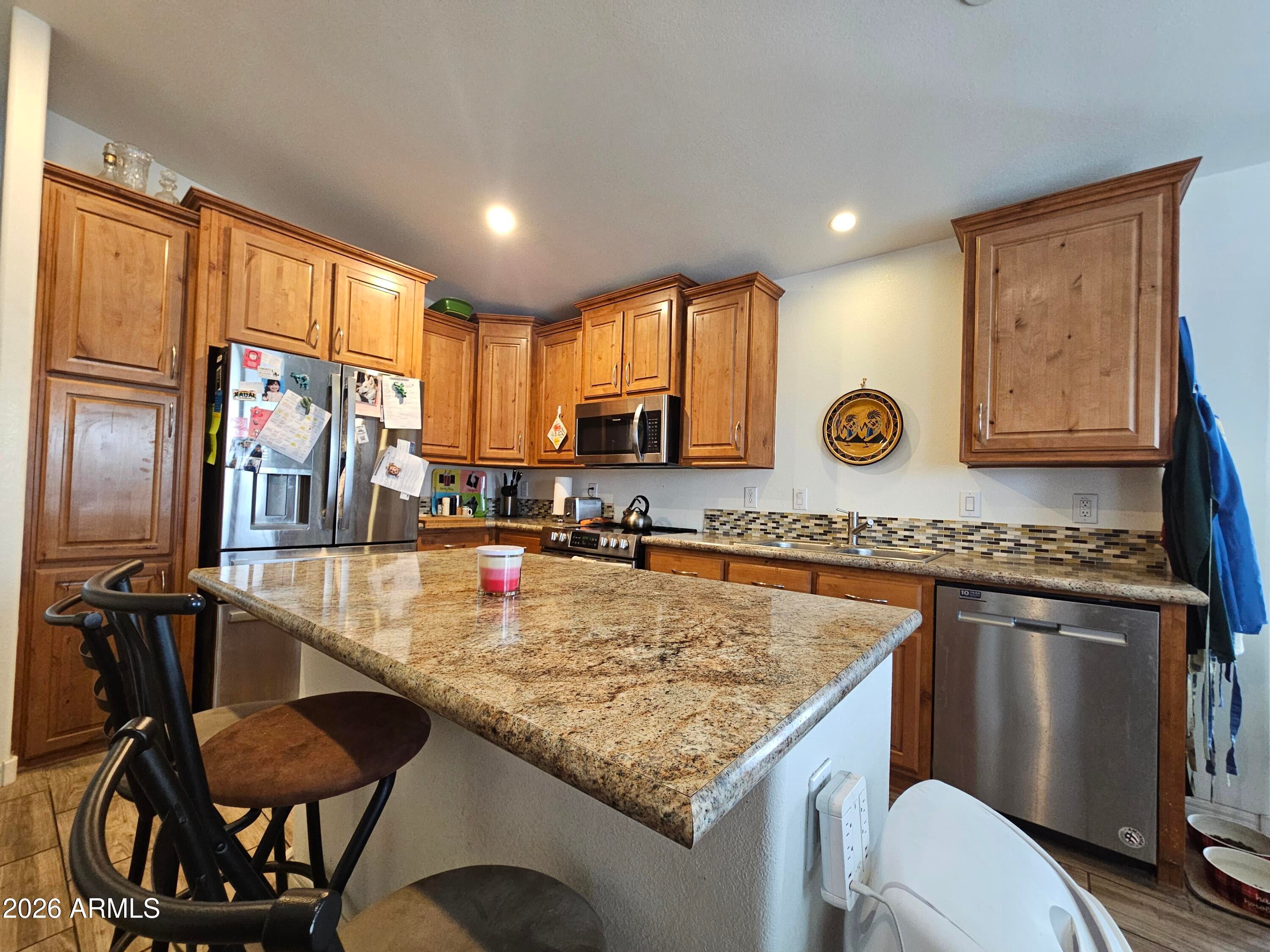 650 N Hawes Road 3109