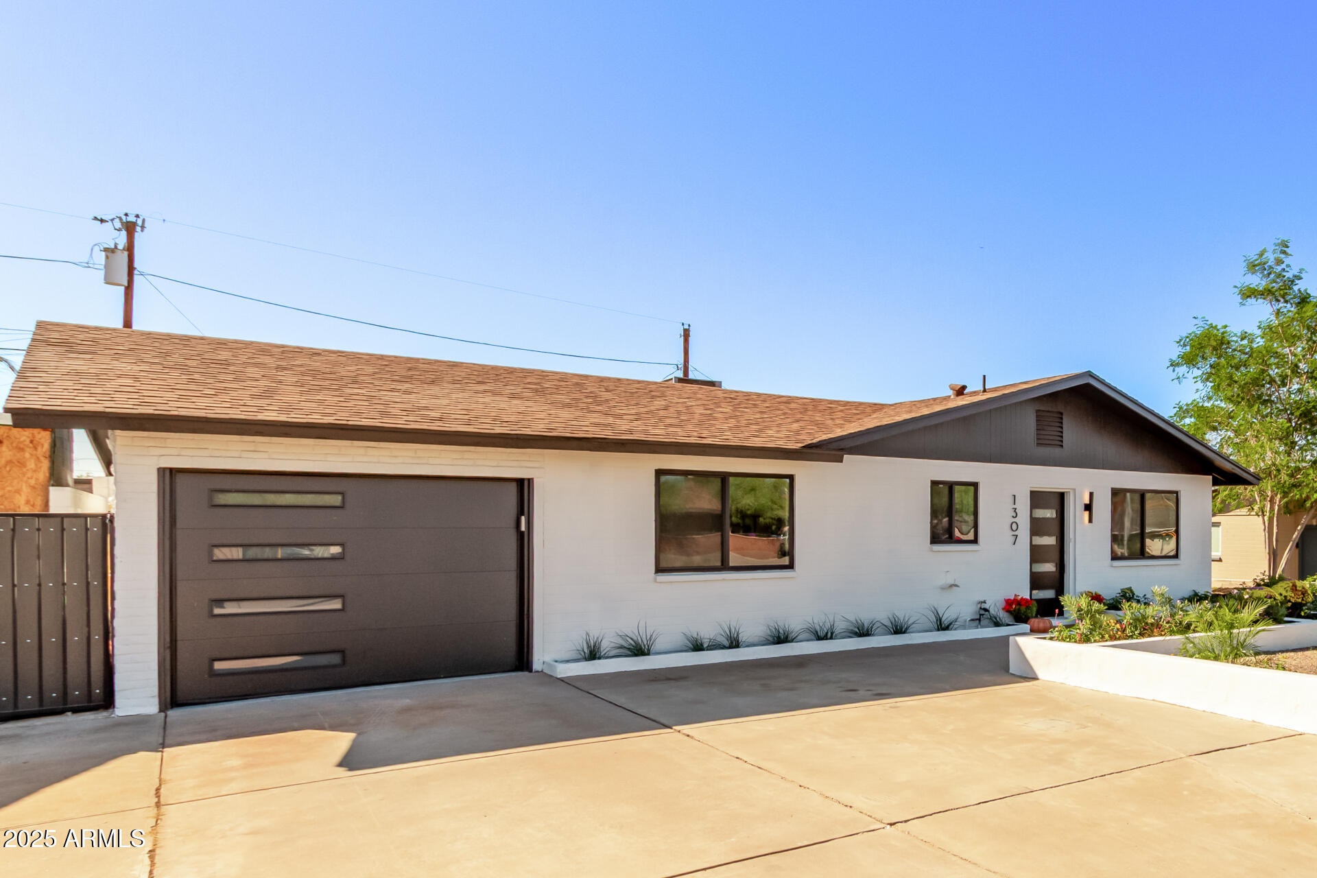 Homes for Sale in Queen Creek Arizona 3 1307 E DUNLAP Avenue