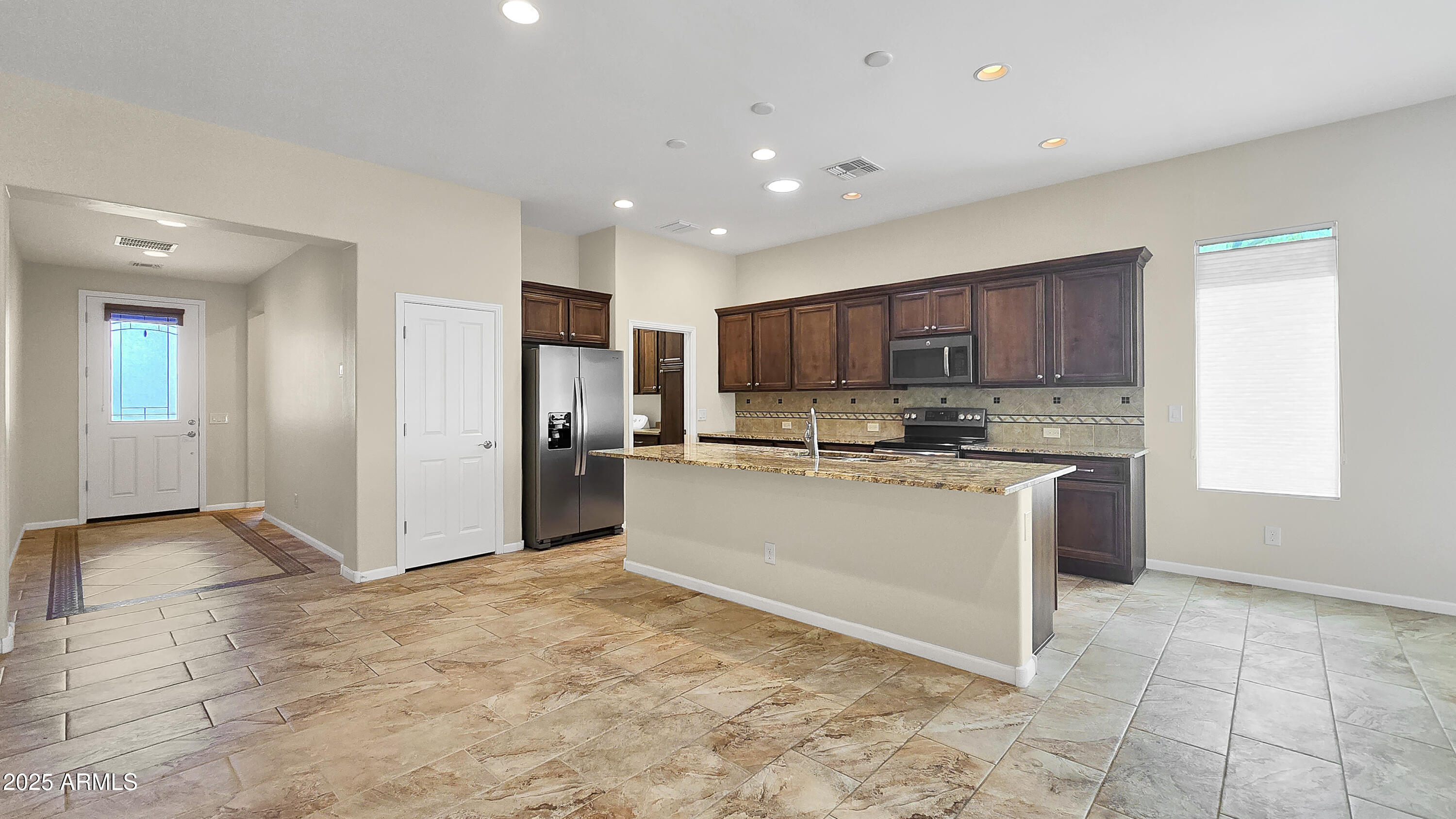 16374 W Amelia Drive