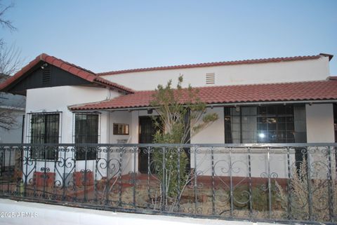 A home in Naco