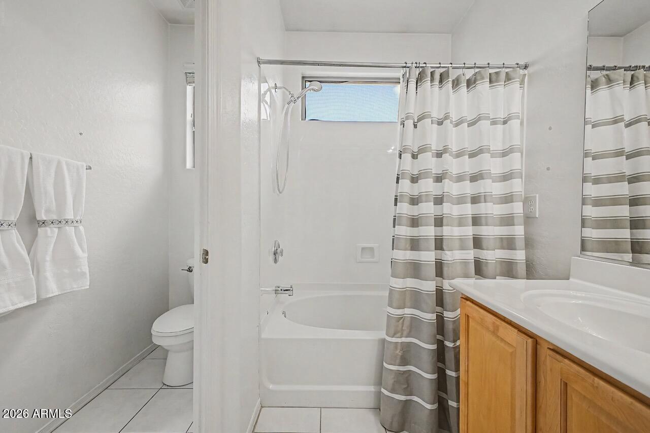 ANTHEM UNIT 35 - Residential