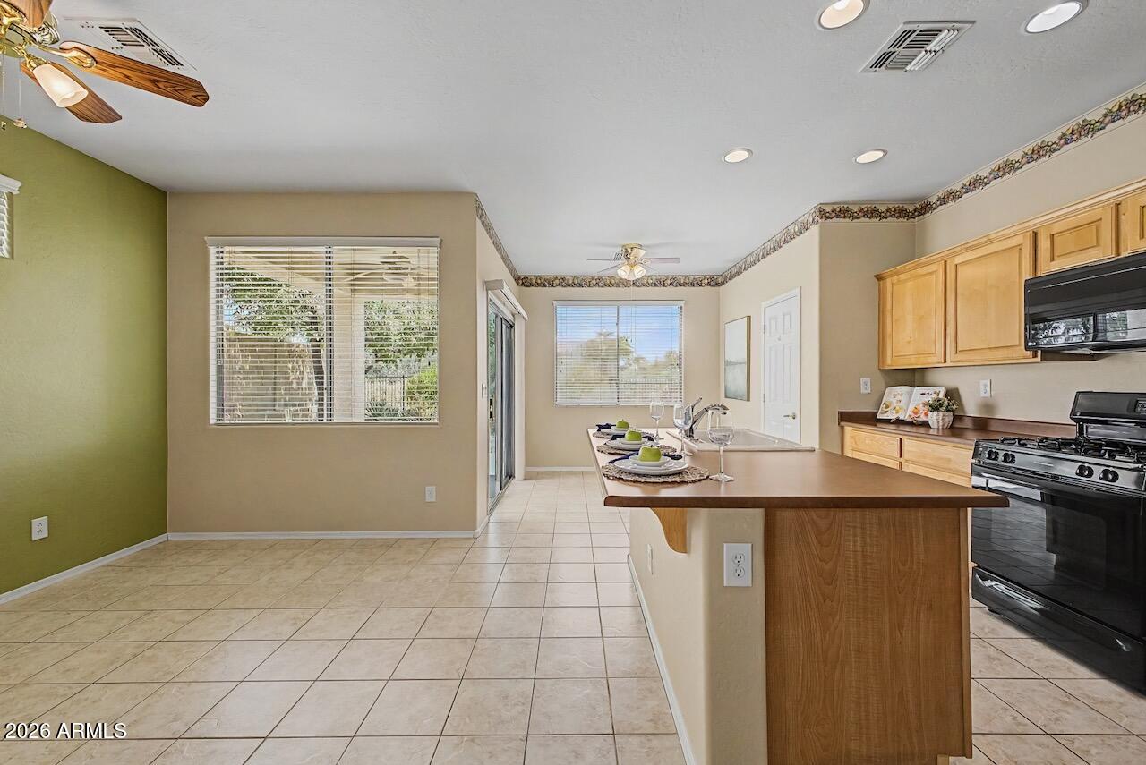 ANTHEM UNIT 35 - Residential