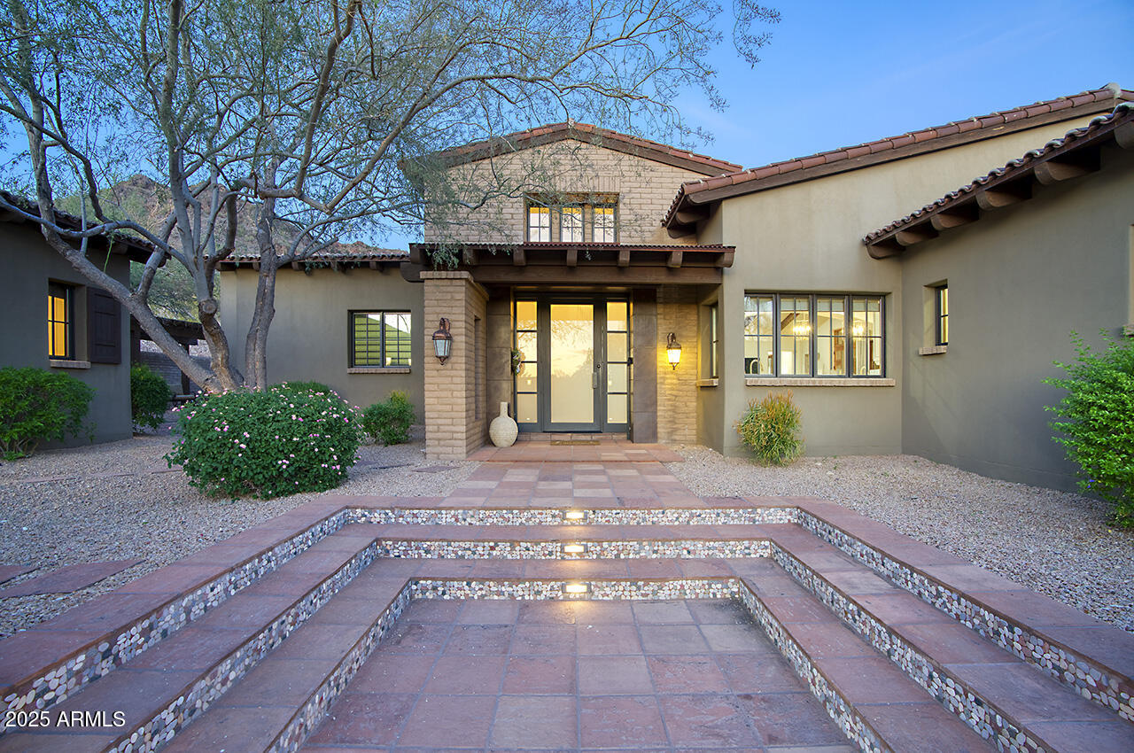 9820 E THOMPSON PEAK Parkway 628