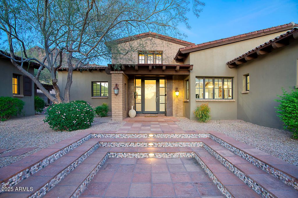 Photo of 9820 E Thompson Peak Parkway #628, Scottsdale, AZ 85255 (MLS # 6932540)