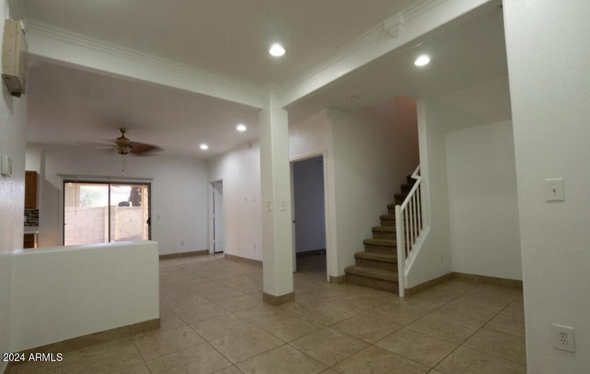 9427 W VIRGINIA Avenue