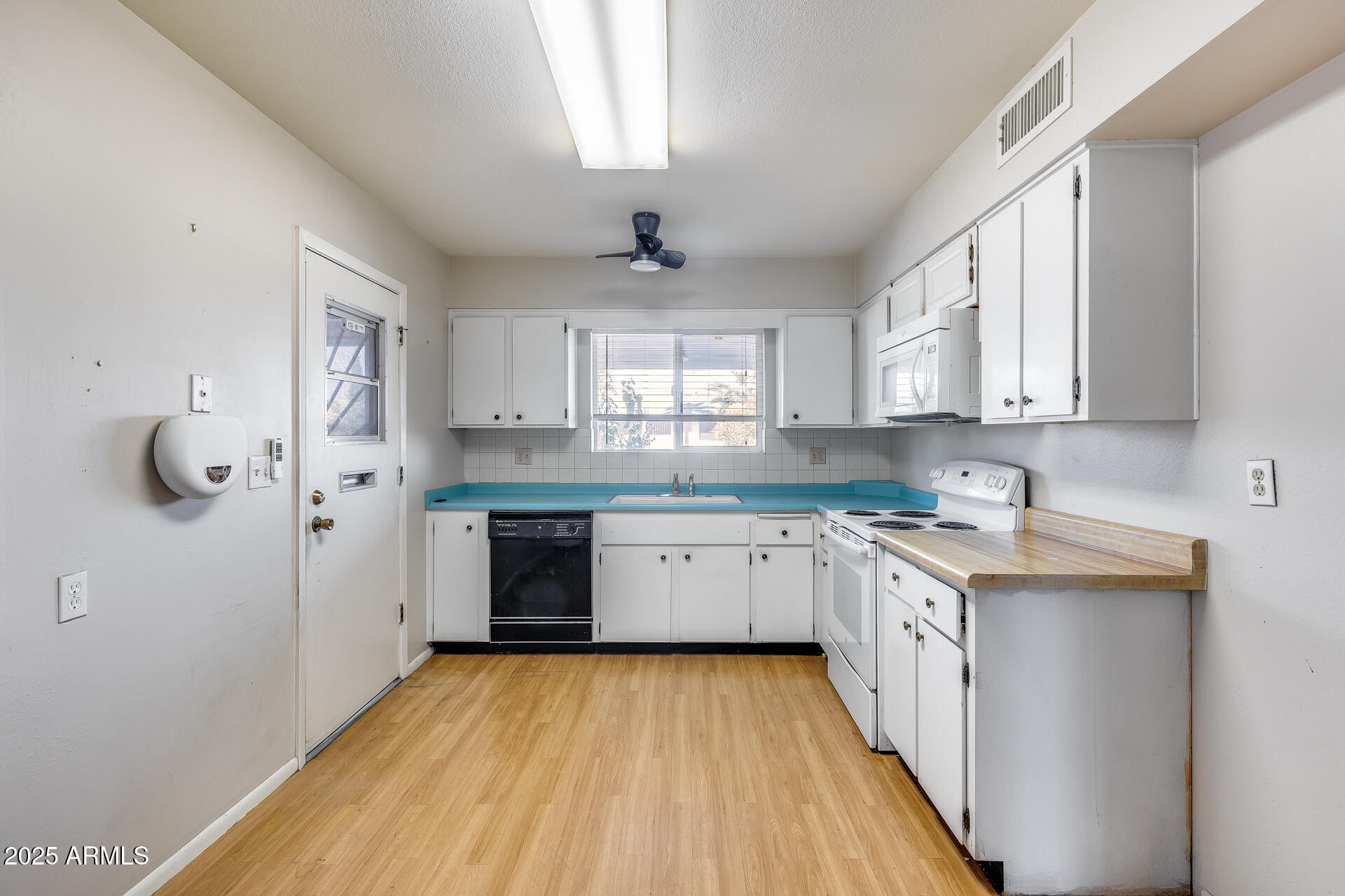 11113 W TIFFANY Court