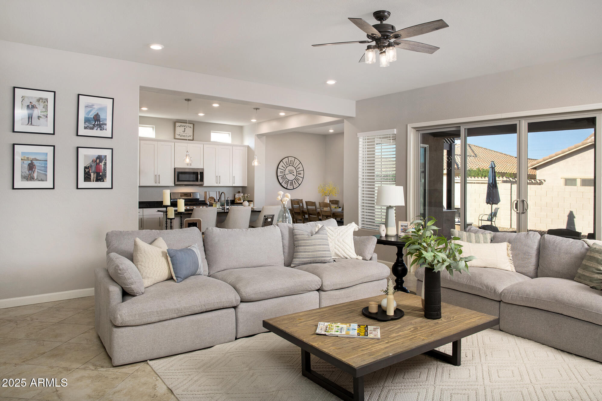 3532 E DOGWOOD Drive