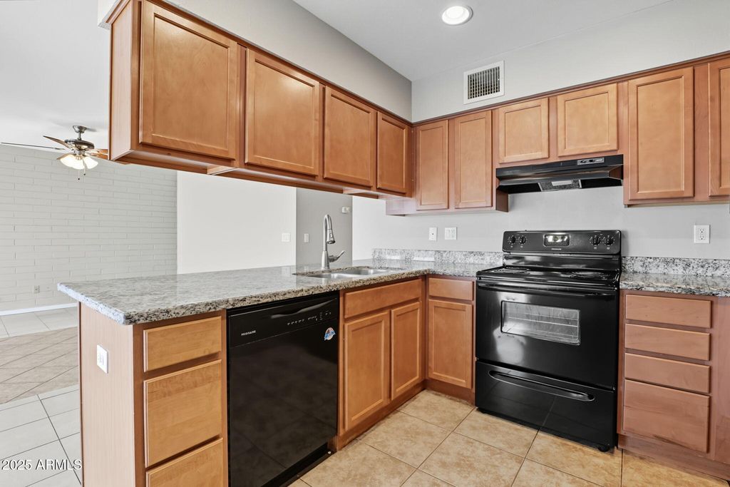 Photo of 6431 W Reade Avenue, Glendale, AZ 85301 (MLS # 6921986)