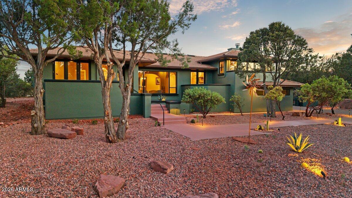 89 LINDA Vista