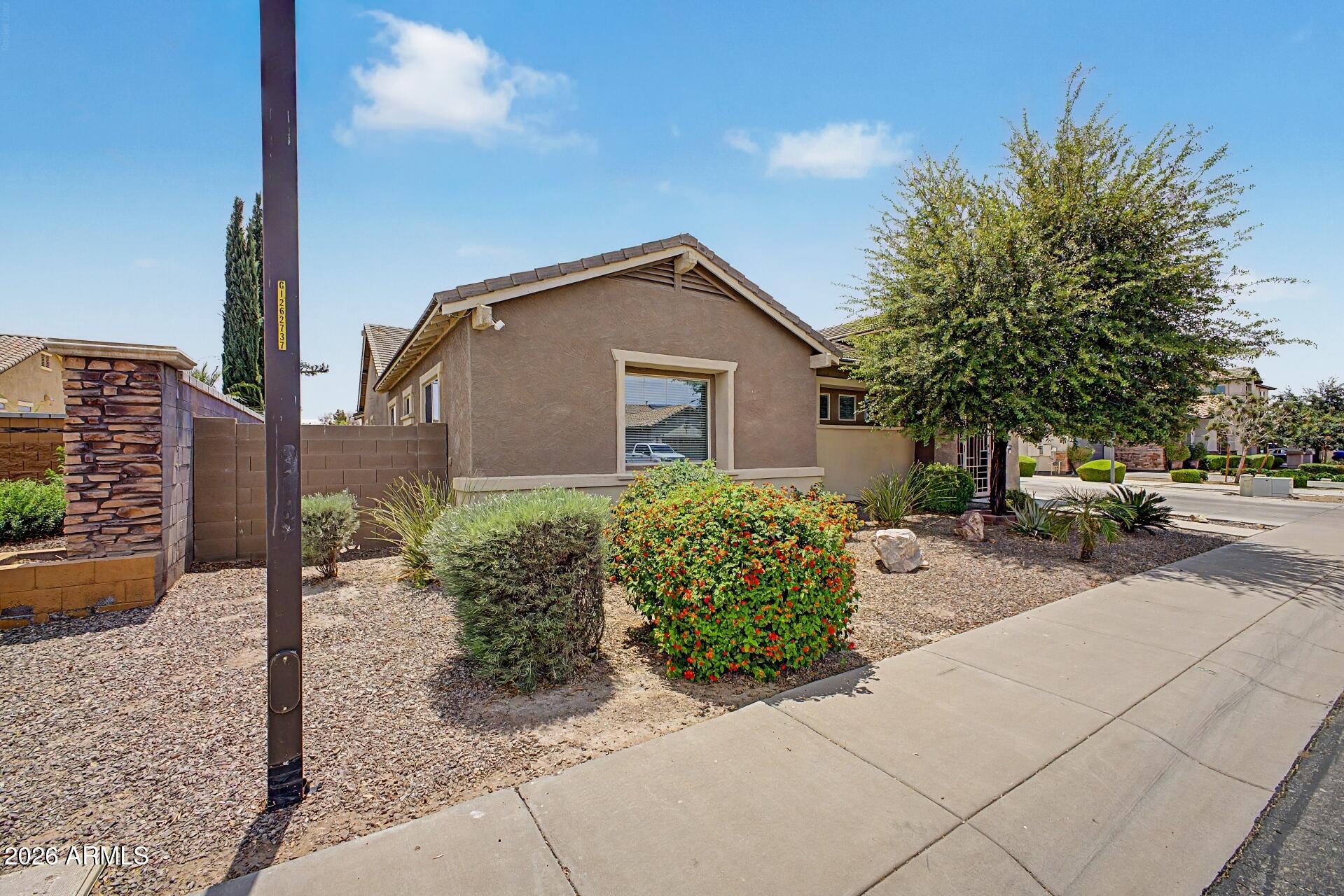 3163 E ORIOLE Drive