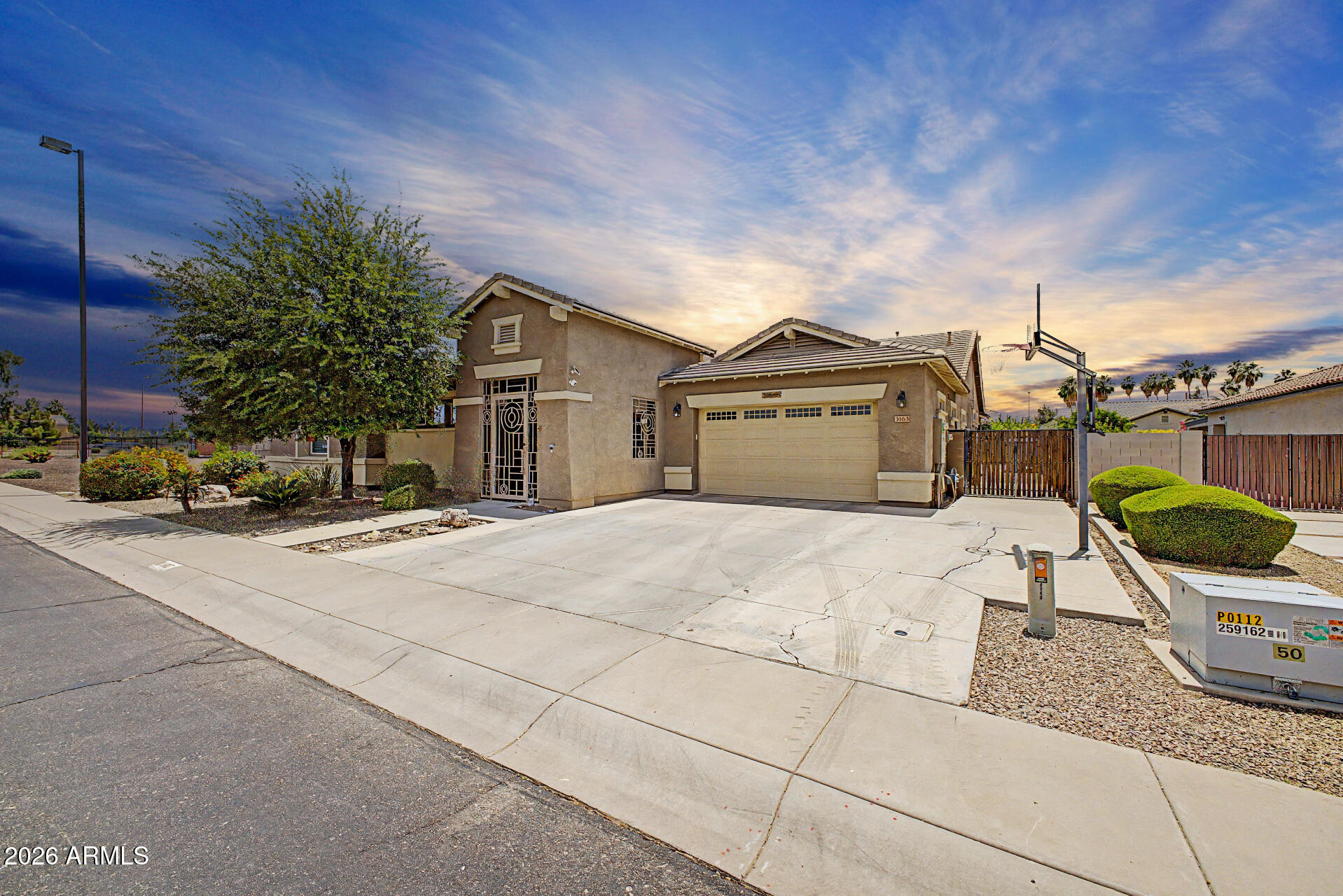 3163 E ORIOLE Drive